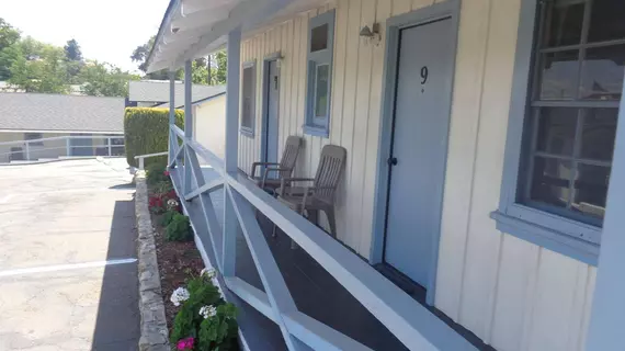 Farmhouse Motel | Kaliforniya - San Luis Obispo (ve civarı) - Paso Robles