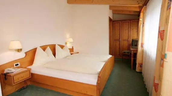 Hotel Sonnblick | Trentino-Alto Adige - Güney Tirol (il) - Perca