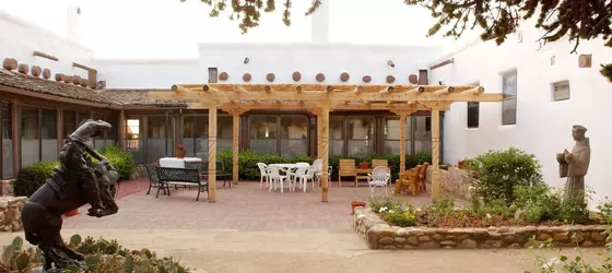 Casa del Gavilan Historic Inn | New Mexico - Cimarron