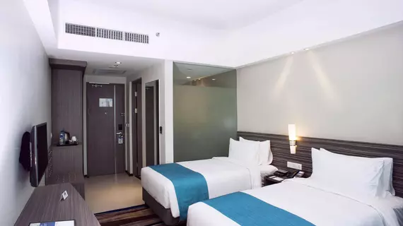 Holiday Inn Express Surabaya CenterPlaza | Doğu Cava - Surabaya