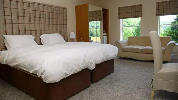 The Mulberry Inn | Galler - Denbighshire - Llangollen - Glyn Ceiriog