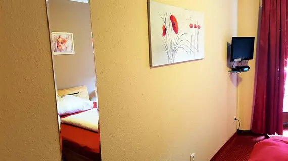 Hotel garni Marktterrassen | Kuzey Ren-Westfalia - Bonn (ve civarı) - Hennef (Sieg)