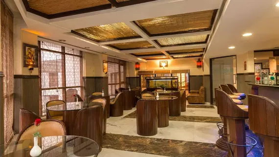 Hotel Pacific | Uttarkand - Dehra Dun Bölgesi - Dehradun