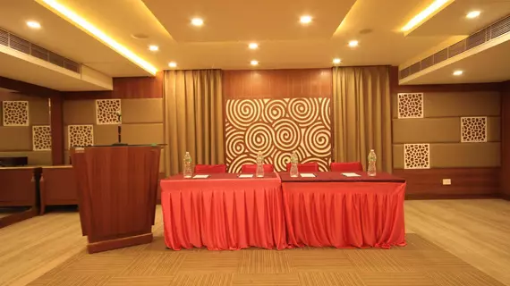 Naeeka Hotel | Gujarat - Ahmedabad Bölgesi - Ahmedabad