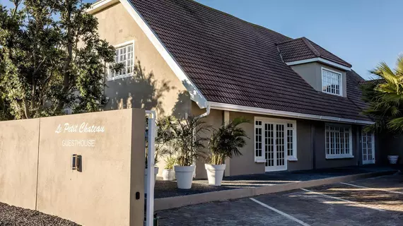 Le Petit Chateau Guest House | Western Cape (il) - West Coast DC - Drakenstein - Cape Town (ve civarı) - Cape Town - Durbanville