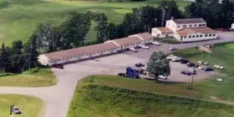 Colebrook Country Club & Hotel