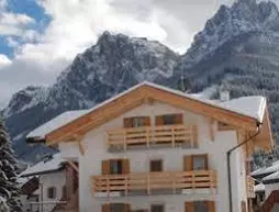 Ciasa Rasom | Trentino-Alto Adige - Trento İli - Pozza di Fassa