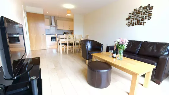 Lodge Drive Apartments | Londra (ve civarı) - Enfield - Palmers Green