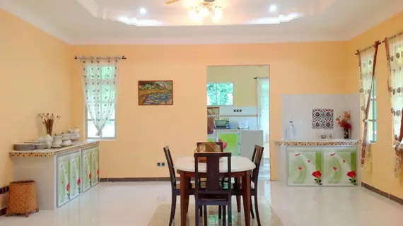 Kapal Terbang Guest House | Kedah - Langkawi - Ulu Melaka