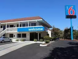 Motel 6 Paso Robles | Kaliforniya - San Luis Obispo (ve civarı) - Paso Robles