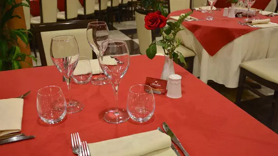 Hotel Brindor | Piedmont - Turin (ve civarı) - Poirino