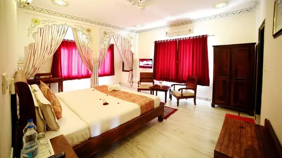 Hotel Royal Pratap Niwas | Racastan - Udaipur Bölgesi - Udaipur