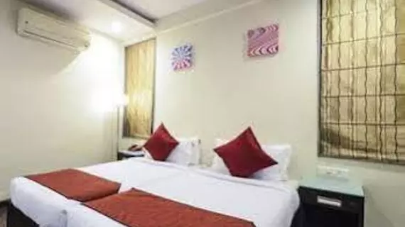 Hotel Kens | Telangana - Haydarabad (ve civarı) - Haydarabad - Srinagar Colony