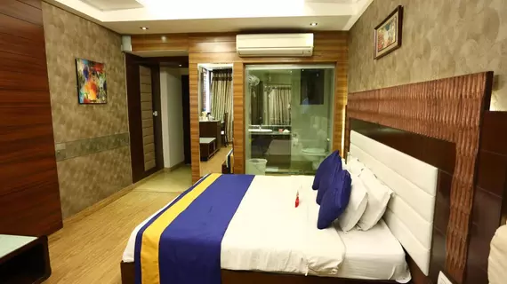 Hotel Classic | Pencap - Chandigarh (ve civarı) - Chandigarh