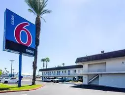 Motel 6 Indio - Palm Springs Area | Kaliforniya - Imperial County - Palm Springs (ve civarı) - Indio