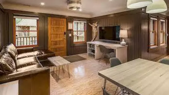 Cedar Crest Cottages | Kaliforniya - Lake Tahoe (ve civarı) - Homewood