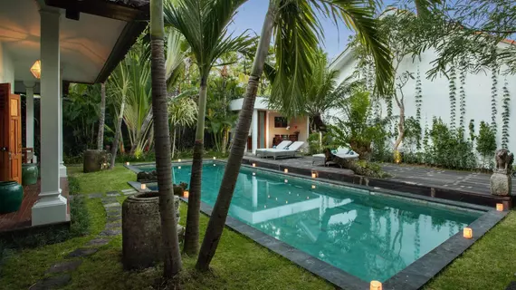 Room & Vespa Suite 3 | Bali - Badung - Günbatımı Yolu