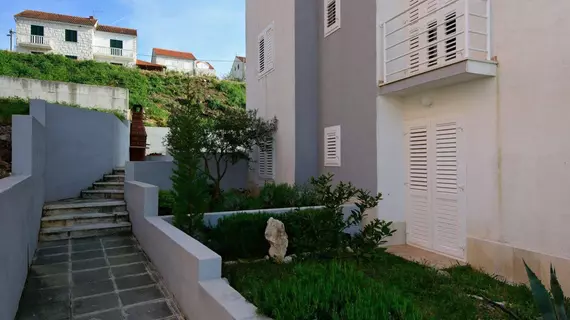 Apartments Bellevue | Split-Dalmaçya - Postira