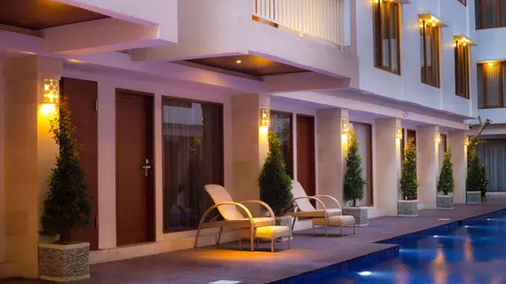 THE SUN HOTEL AND SPA | Bali - Kuta - Legian Kent Merkezi