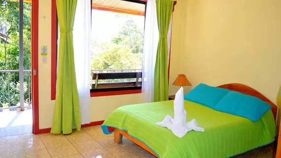 Cabinas El Pueblo Bed & breakfast | Puntarenas (ili) - Monteverde