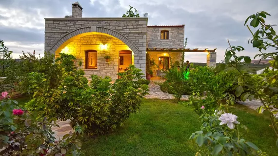 Villa Ahlades | Girit Adası - Rethimnon (bölge) - Mylopotamos - Achlades