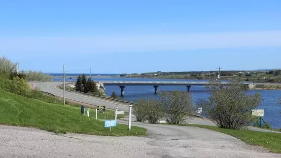 Duck Cove Inn | Nova Scotia - Inverness County - Margaree Harbour