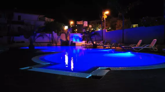 Hotel La Praia | Calabria - Vibo Valentia (vilayet) - Zambrone