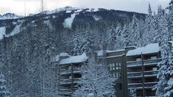 Tantalus Resort Lodge | Britanya Kolombiyası - Whistler - Whistler Village