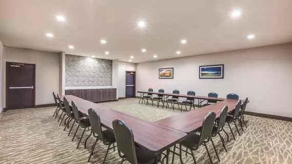 La Quinta Inn and Suites Weatherford | Oklahoma - Weatherford