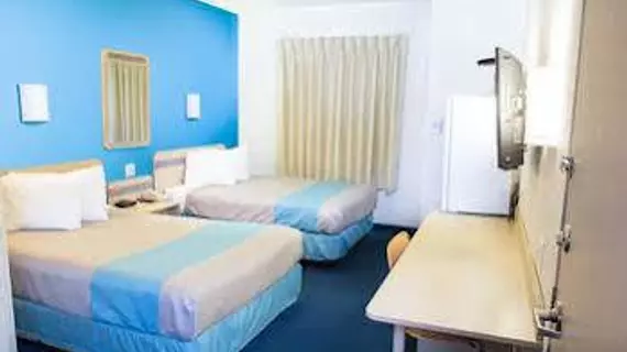 Motel 6 Red Deer | Alberta - Red Deer (ve civarı) - Red Deer