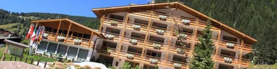 Art Hotel Anterleghes | Trentino-Alto Adige - Güney Tirol (il) - Selva di Val Gardena