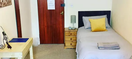 At Your Service B&B | Somerset - Yeovil - Brympton