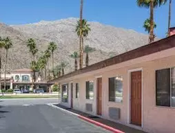 Knights Inn | Kaliforniya - Imperial County - Palm Springs (ve civarı) - Palm Springs