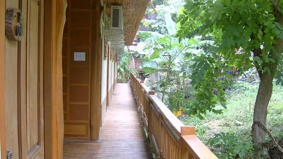 Phuttachot Resort Phi Phi | Krabi İli - Ko Phi Phi