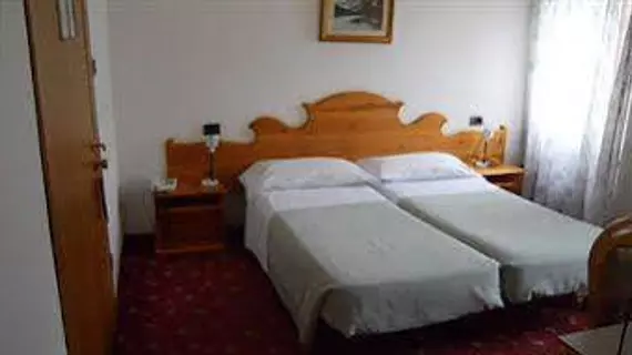 Hotel Villa Agomer | Trentino-Alto Adige - Trento İli - Canazei