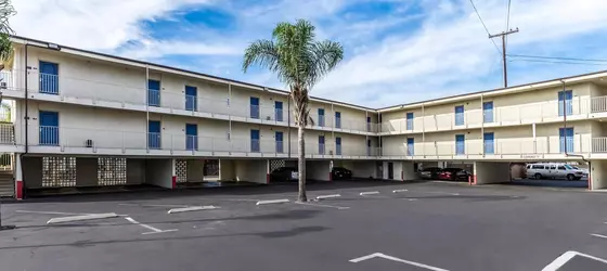 Motel 6 Oceanside Marina | Kaliforniya - San Diego County - San Diego Sahili