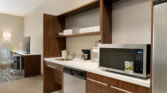 Home2 Suites by Hilton Menomonee Falls Milwaukee | Wisconsin - Milwaukee (ve civarı) - Menomonee Falls