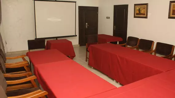 Reliance Royal Suites | Lagos (ve civarı) - Lagos - Onigbongbo - Ikeja