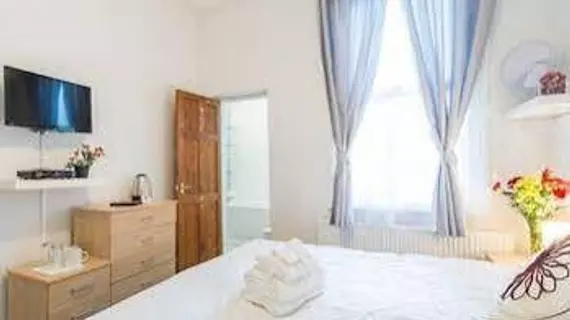 Thurlow Gardens Guest House | Londra (ve civarı) - Brent - Wembley