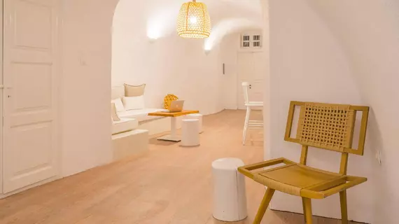 Canvas Suites | Ege Adaları - Santorini