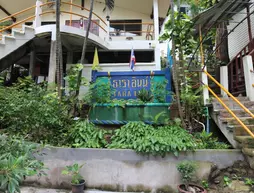 Tara Inn at The Rock | Krabi İli - Ko Phi Phi