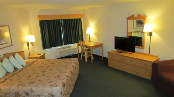 AmeriVu Inn and Suites | Wisconsin - Rice Lake (ve civarı) - Shell Lake