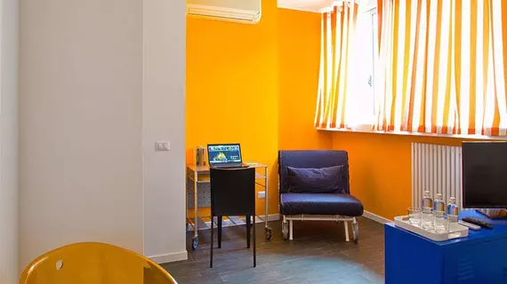 BnB Hello Milano | Lombardy - Milano (ve civarı) - Milano