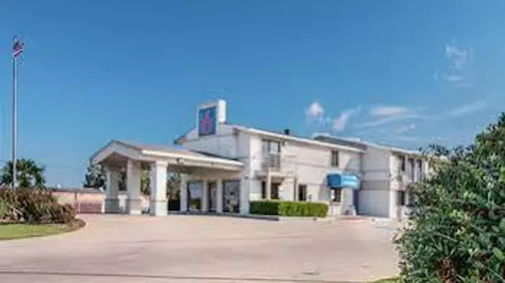 Motel 6 Dallas DeSoto Lancaster | Teksas - Dallas (ve civarı) - Lancaster