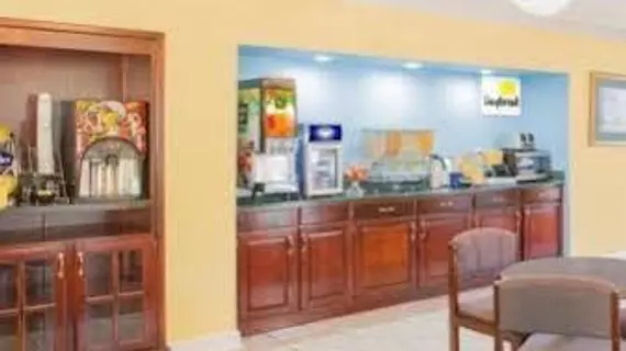 Days Inn & Suites Andalusia | Alabama - Enterprise (ve civarı) - Andalusia