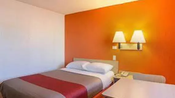 Motel 6 Denver Central - Federal Boulevard | Kolorado - Denver (ve civarı) - Denver - Regis