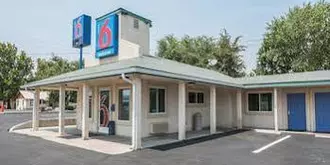 Motel 6 Fallon