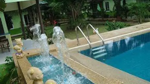 Sanghirun Resort | Prachuap Khiri Khan (ili) - Hua Hin (ve civarı) - Pranburi - Pak Nam Pran