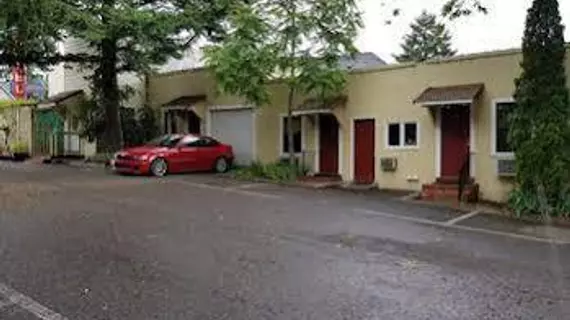 Manor Motel & Helman House | Oregon - Medford (ve civarı) - Ashland