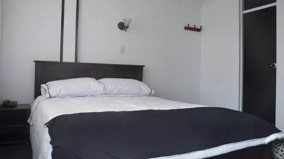 Hotel Rivera Inn | Cundinamarca - Bogota (ve civarı) - Bogota - Quinta Paredes